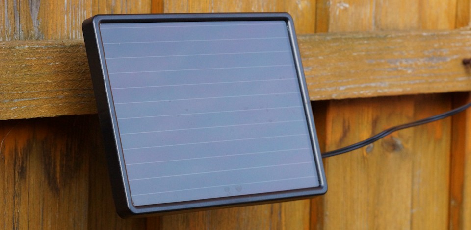 Solarpanel zum Akku laden am LED Strahler